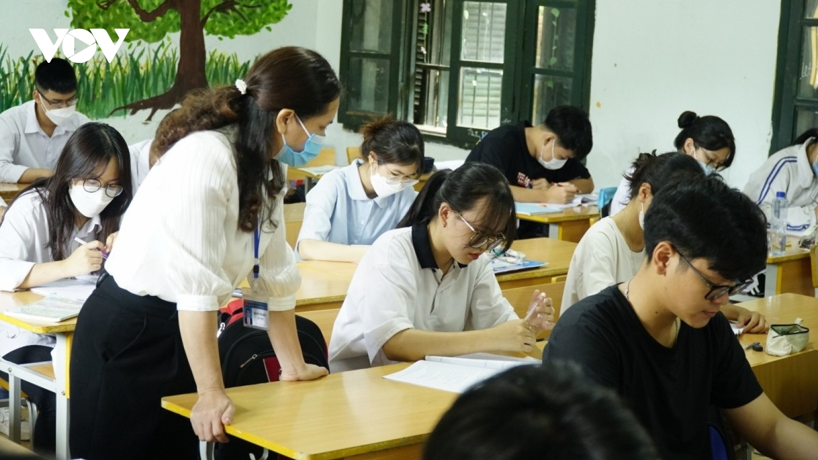 Trung bình 3,4 điểm/môn đỗ lớp 10 nhiều trường công ở Hà Nội